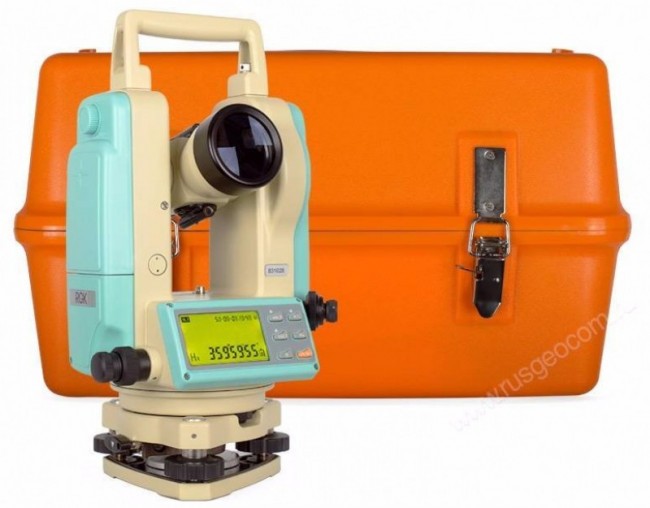 Комплект теодолит RGK T-05 (оптический отвес) штатив рейка - 3 в 1 Комплект теодолит RGK T-05 (оптический отвес) штатив рейка - 3 в 1