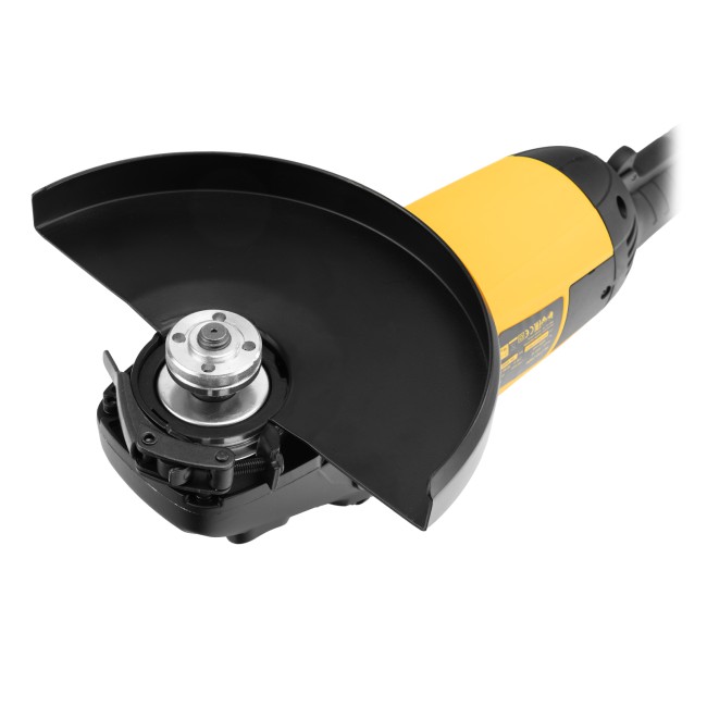 Машина шлифовальная угловая AG230-2600 Denzel Машина шлифовальная угловая AG230-2600 Denzel