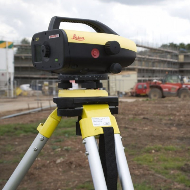 Цифровой нивелир Leica Sprinter 50 Цифровой нивелир Leica Sprinter 50