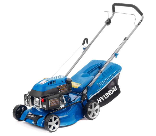 Бензиновая газонокосилка HYUNDAI L 4310 Бензиновая газонокосилка HYUNDAI L 4310