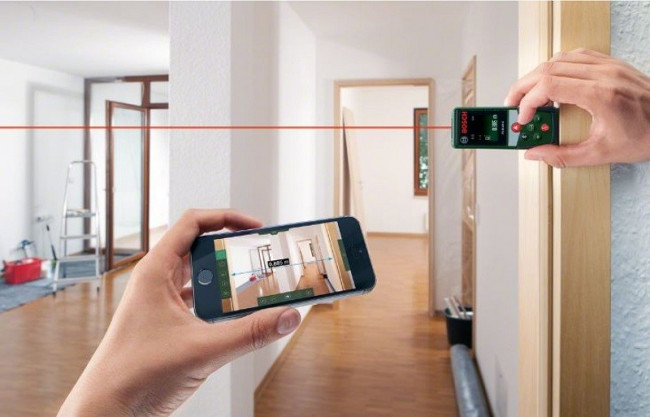 Лазерный дальномер BOSCH PLR 40 C (0.603.672.320) Лазерный дальномер BOSCH PLR 40 C (0.603.672.320)